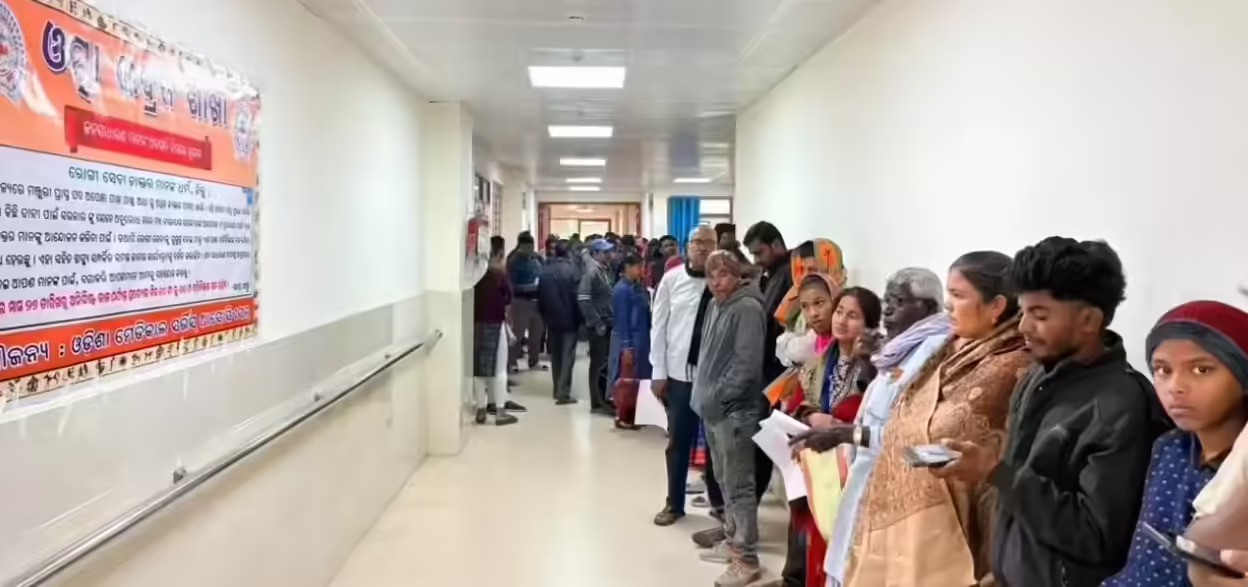 OPD services across Odisha hospitals hit as doctors start 2-hour daily work boycott