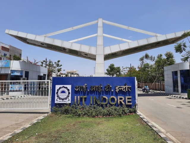 IIT Indore Secures Patent for Technology Enhancing ECG Machine and Pacemaker Safety