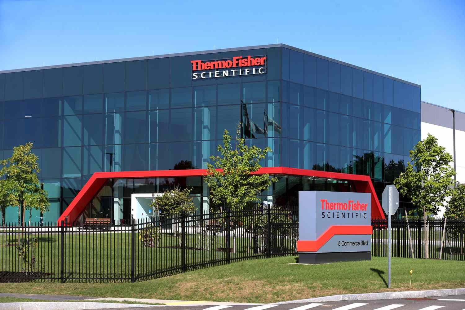 Thermo Fisher Scientific Expands Bengaluru R&D Centre with Rs 160 Crore Investment, Pledges 100 New Jobs