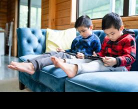 Increased screen time among kids may signal autism, ADHD risk