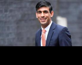  Pharmacists to be allowed to write prescriptions for drugs in England