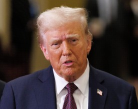 Trump Pushes Sweeping Industrial Deals in Pharma, AI, Energy & Mining Ahead of Midterms